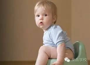宝宝如厕是大事,男宝女宝训练不相同!
